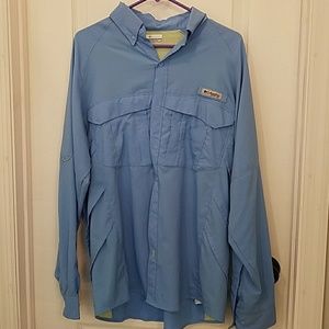 Blue PFG Columbia fishing shirt